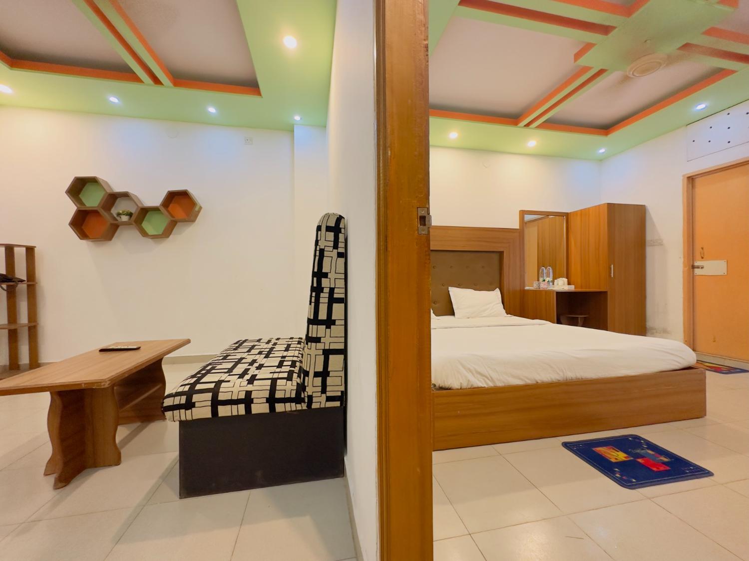 Honeymoon Suite
