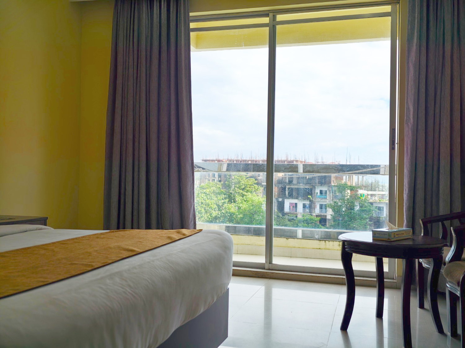 Deluxe Double King with Balcony